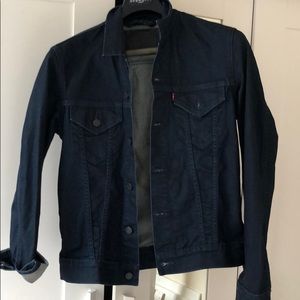 Levi’s Navy blue denim jean jacket